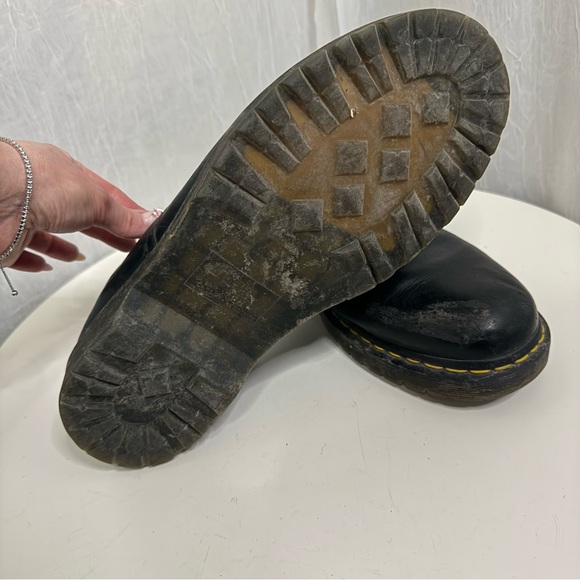 DR. MARTENS Boston Leather Oxford | Men’s - Picture 9 of 14